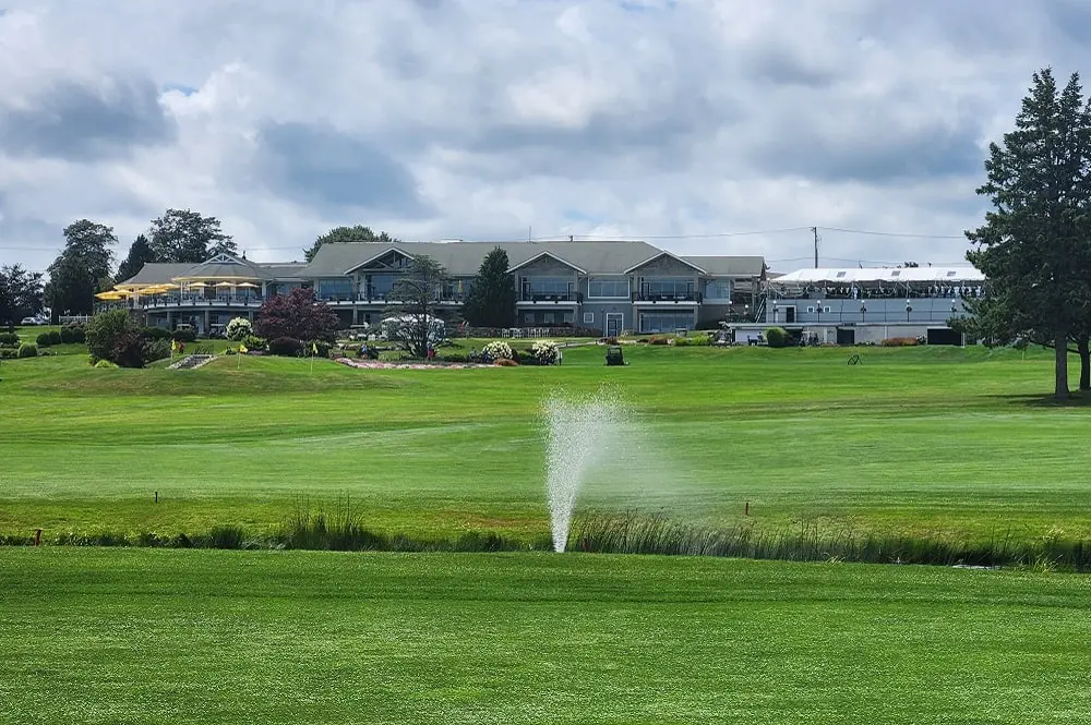 Beautiful panoramic picture taken of the Kirbrae clubhouse from the golf course